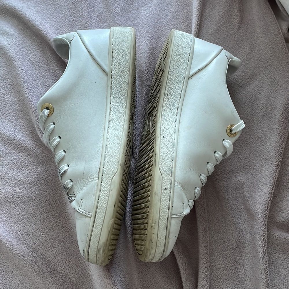 LOUIS VUITTON | Front Row Leather Sneakers - Picture 6 of 16